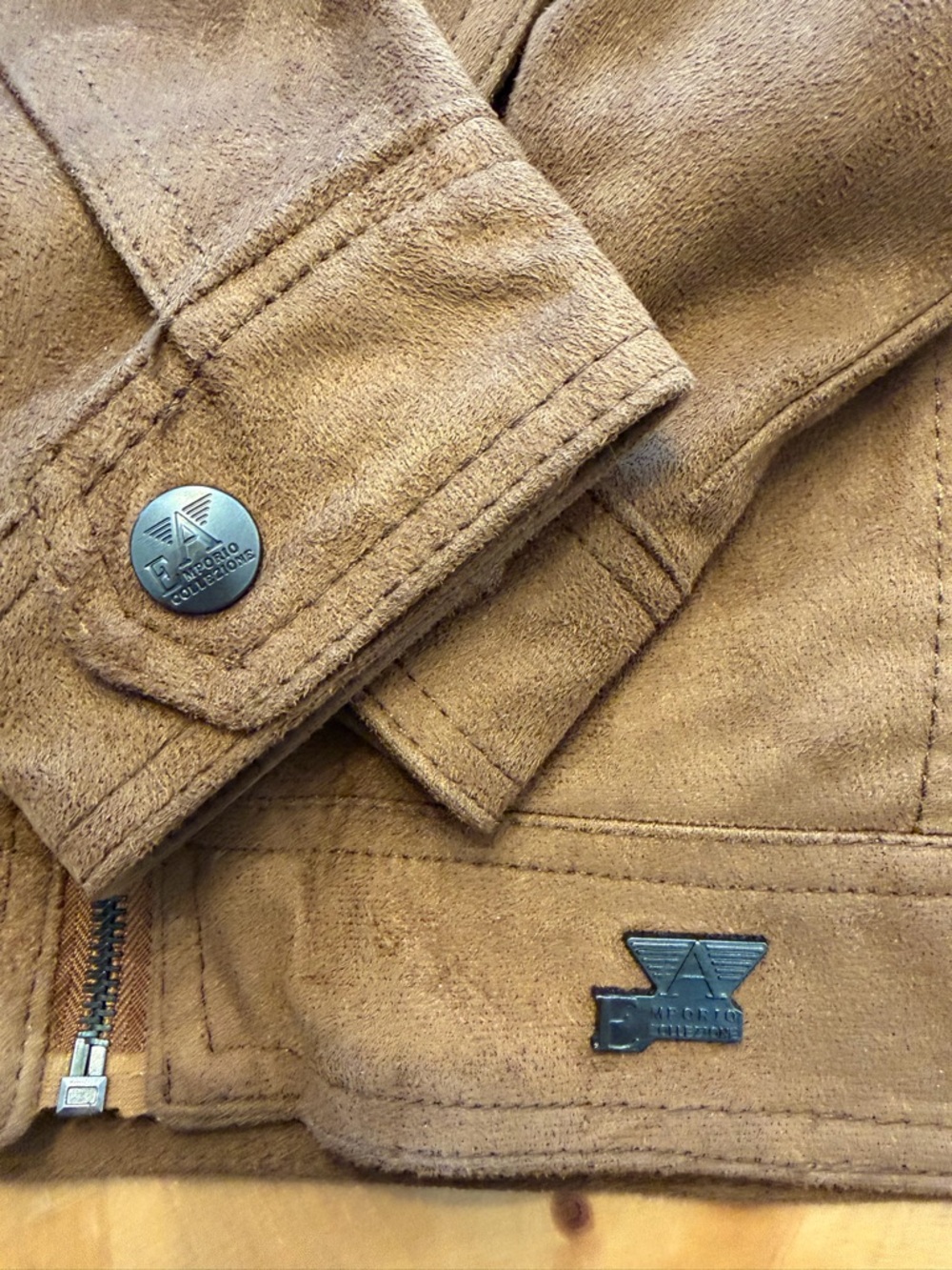 Vintage-Style Brown Faux Suede Jacket - Size M - Picture 6 of 7
